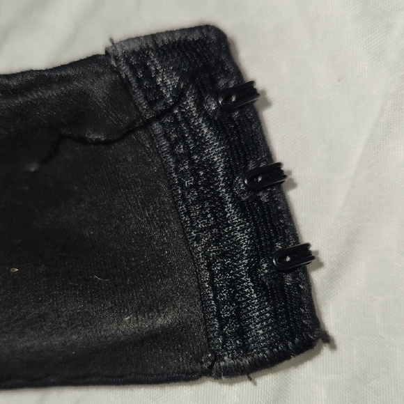 Victoria's Secret Black Bra with Molded Cups and Underwire - Picture 6 of 10